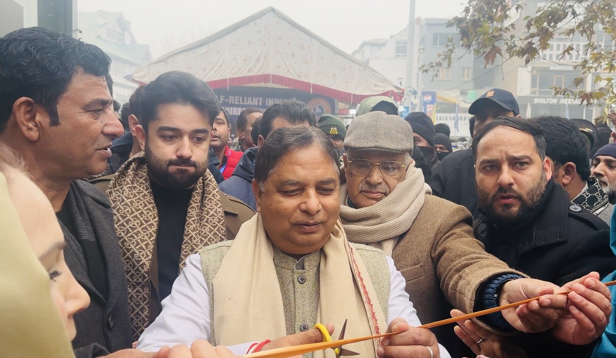 Sat Sharma, Ashok Koul inaugurate Swadeshi Mela at Srinagar, reaffirm commitment to Aatmanirbhar Bharat