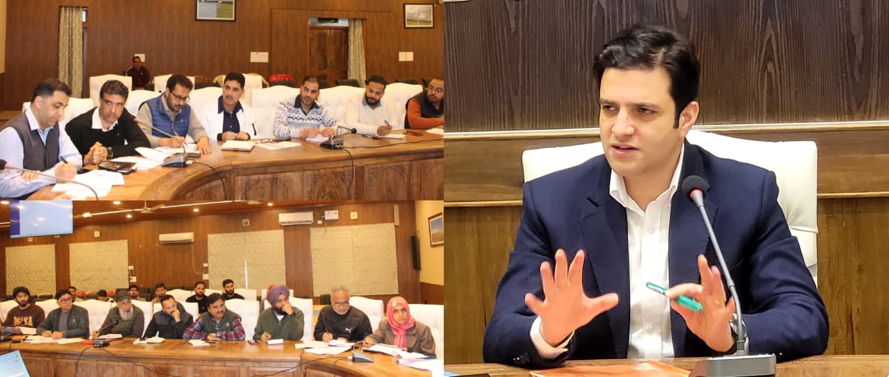 DC Budgam reviews status of Panchayat Electoral Roll Revision in the District.